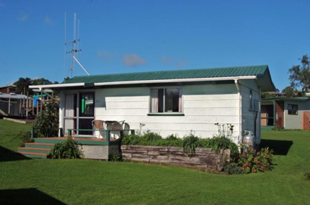 Omokoroa Kiwi Holiday Park Tauranga Room photo