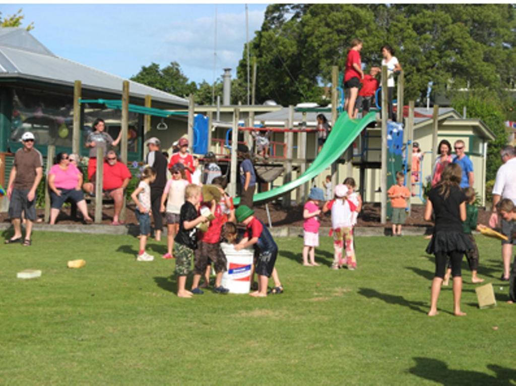 Omokoroa Kiwi Holiday Park Tauranga Exterior photo