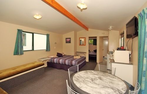Omokoroa Kiwi Holiday Park Tauranga Exterior photo